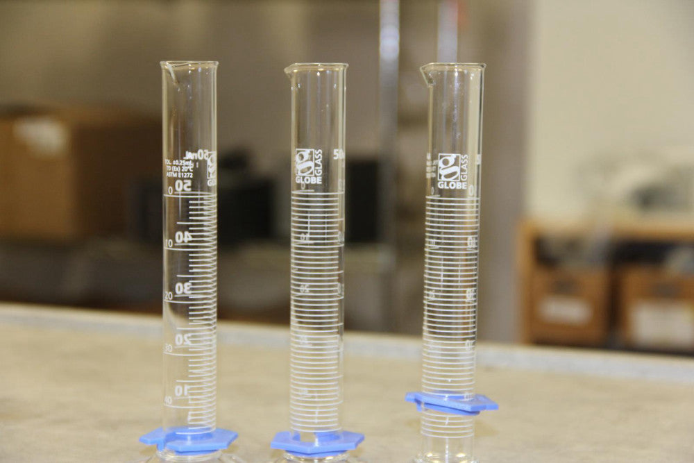 Lot of 6 VWR Globe ASTM E1272 50 mL Class A Graduated Cylinders