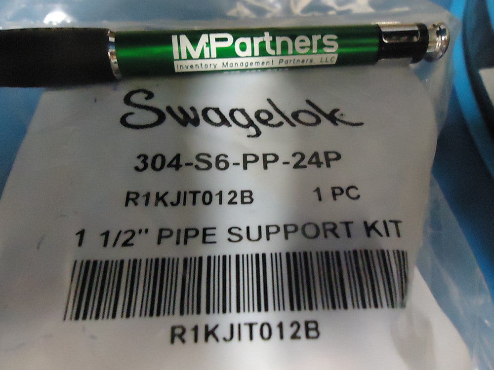 New, Swagelok 304-S6-PP-24P Plastic Clamp Pipe Support Kit, 1 1/2 in.