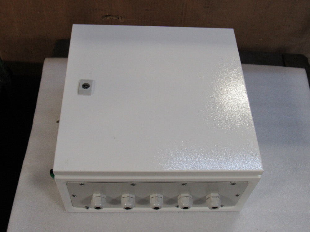 SBE TECH ELECTRICAL ENCLOSURE 15-3/4" X 15-3/4" X 8" W/ BACKPLATE - USED