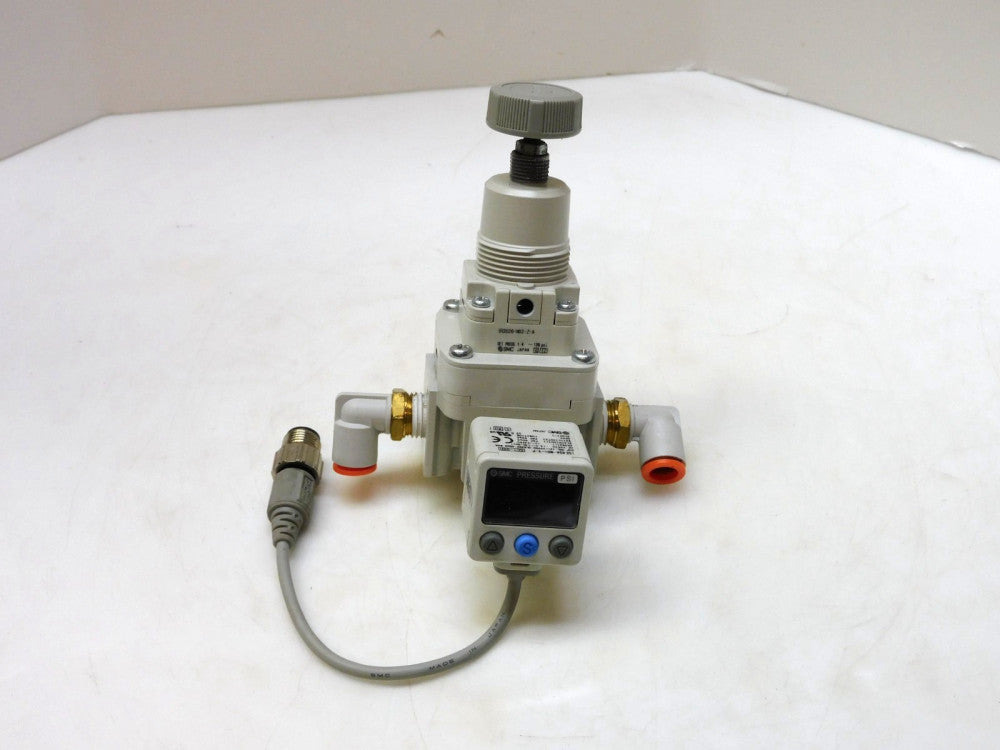 SMC IR2020-N02-Z-A PRECISION REGULATOR 1/4" NPT / ISE40A-N01-Y-P PRESSURE SWITCH