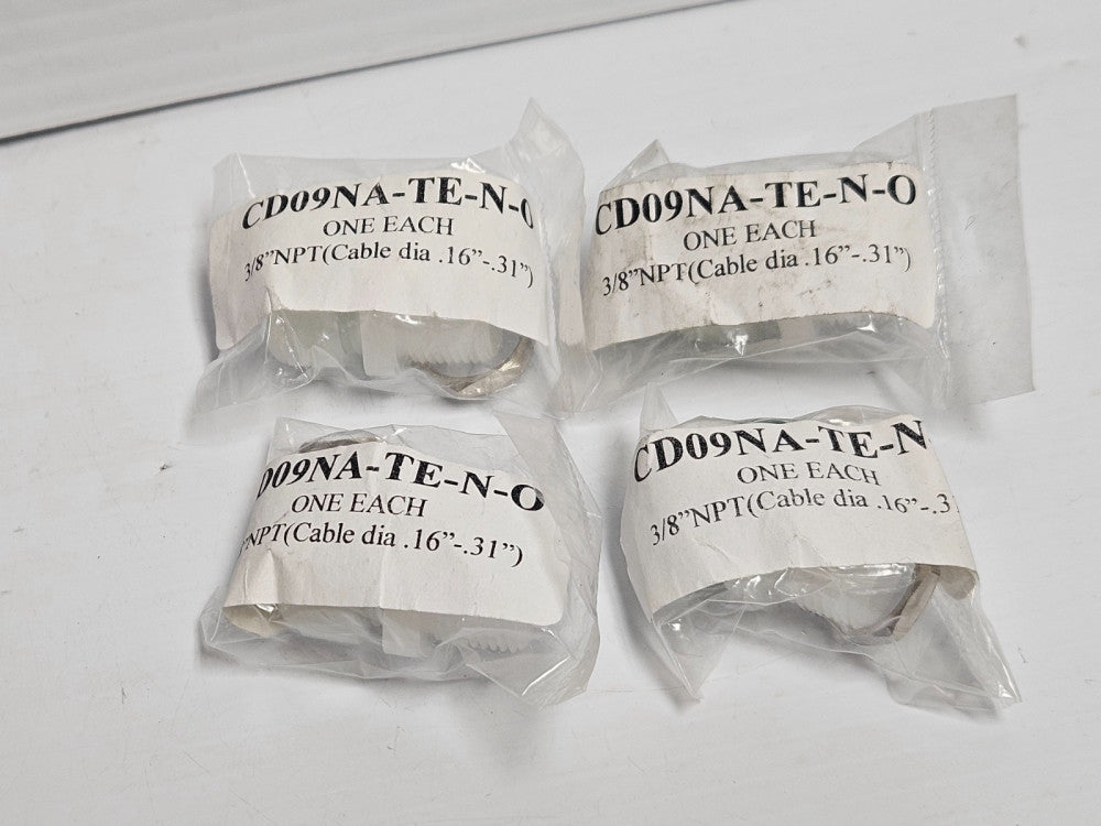 (New - Lot of 4) SEALCON CD09NA-TE-N-O , CD09NATENO Cable Connector 3/8" NPT