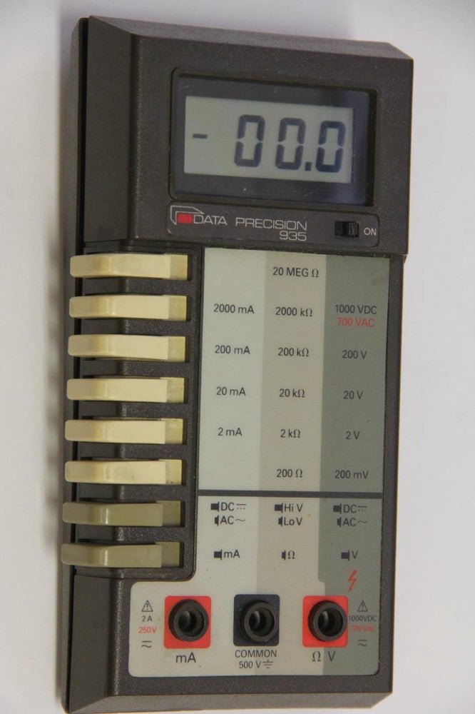 DATA PRECISION 935 Multimeter
