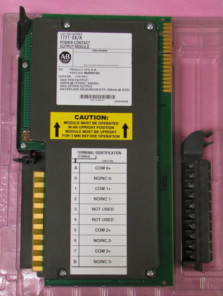 ALLEN BRADLEY 1771 0X Ser A Power Contact Output Module 2009 Date Code 1771-0X