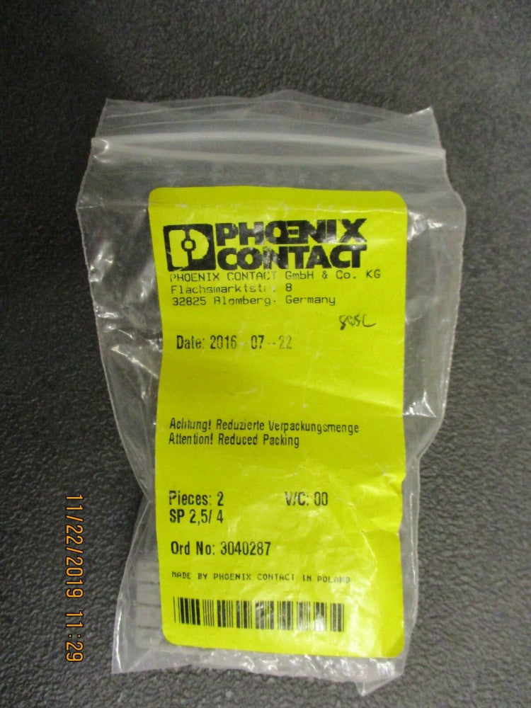 New, Phoenix Contact, 3040287, TERM BLOCK PLUG 4POS STR, Sold in lots of 2