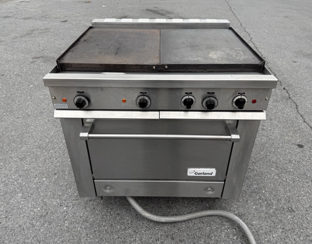 Garland 36ER36 All Purpose Electric Top Stove Range with Oven - 3PH 208V
