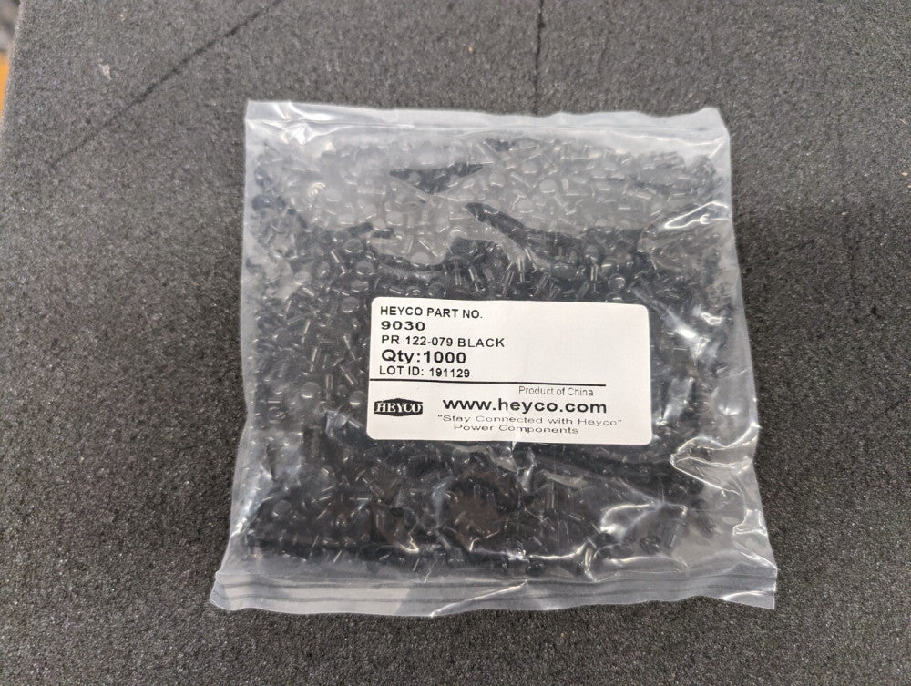 New, Heyco, 9030, Screws & Fasteners PR 122-079 BLACK Snap Rivets, Lot of 1000