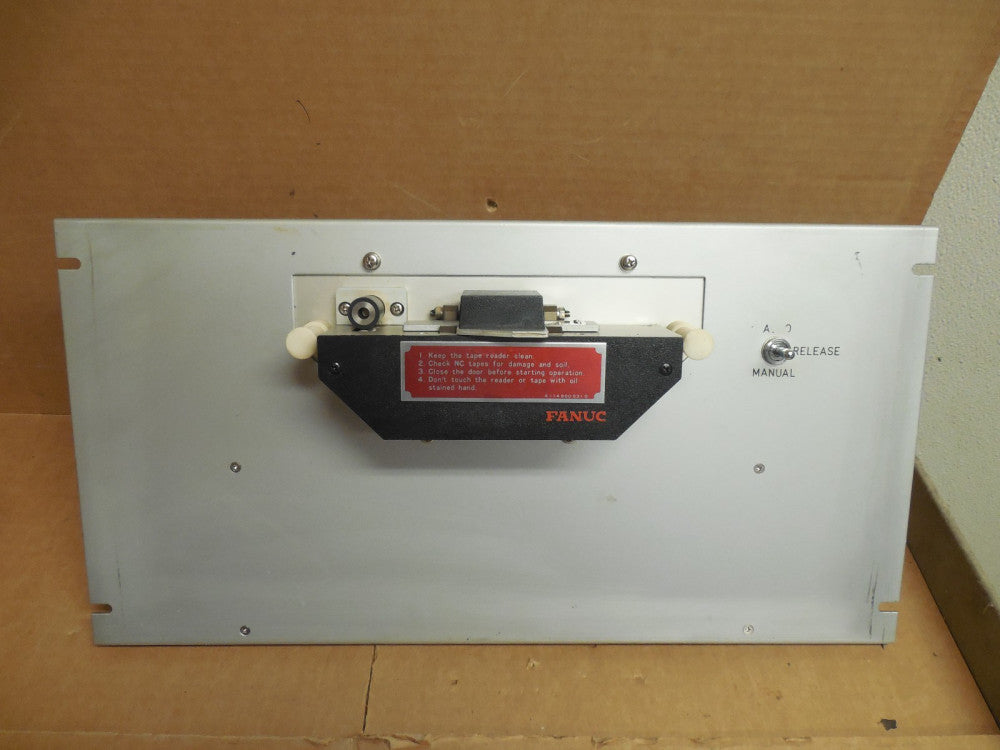 FANUC TAPE READER UNIT A860-0055-T061 A860-0050-T021 A20B-0003-0880