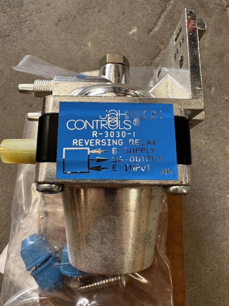 Johnson Controls R-3030-1 Reversing Relay