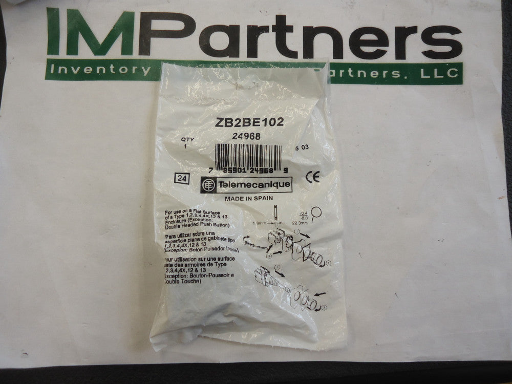 ZB2BE102, Telemecanique, Switch Contact, BRAND NEW!