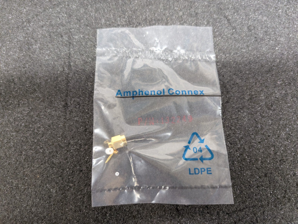 New, Amphenol, 132249, CONN SMA PLUG STR 50 OHM SOLDER - Lot of 5pcs