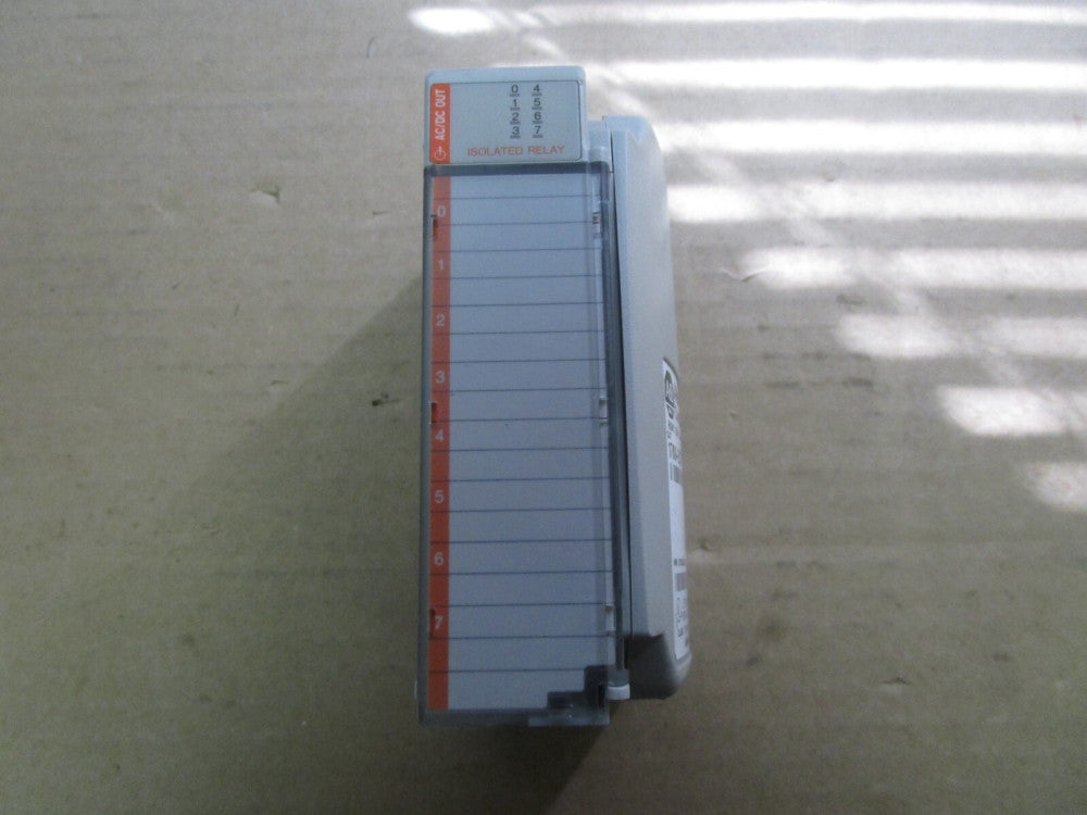ALLEN BRADLEY COMPACT I/O MODULE 1769-OW8I SER B REV 1 1769-ECR SER A REV 1