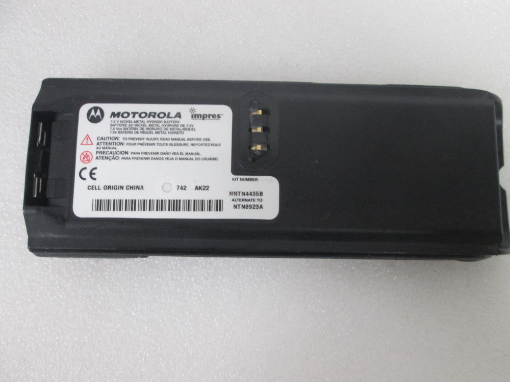 MOTOROLA NNTN4435B 7.5V Nickel-Metal Hydride 2-Way Radio Rechargeable Battery