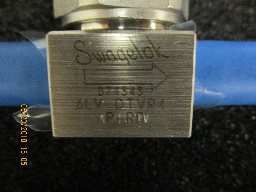 6LV-DTVR4-P-RD Swagelok 1/4 MVCR Diaphragm Valve BRAND NEW!