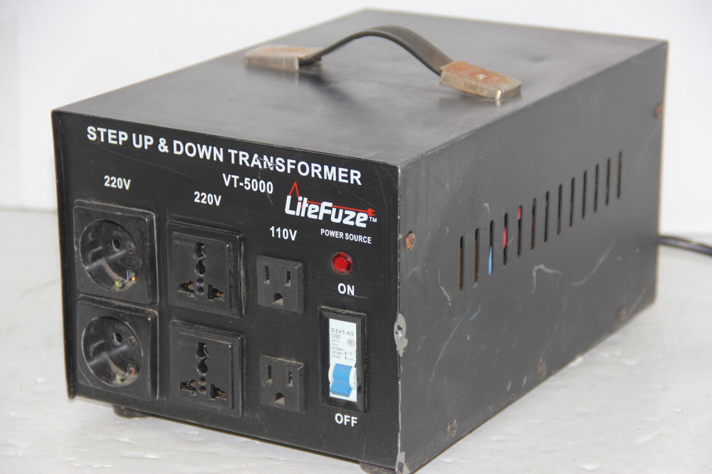 LITEFUSE VT-5000 5000W Step-Up Step-Down Transformer