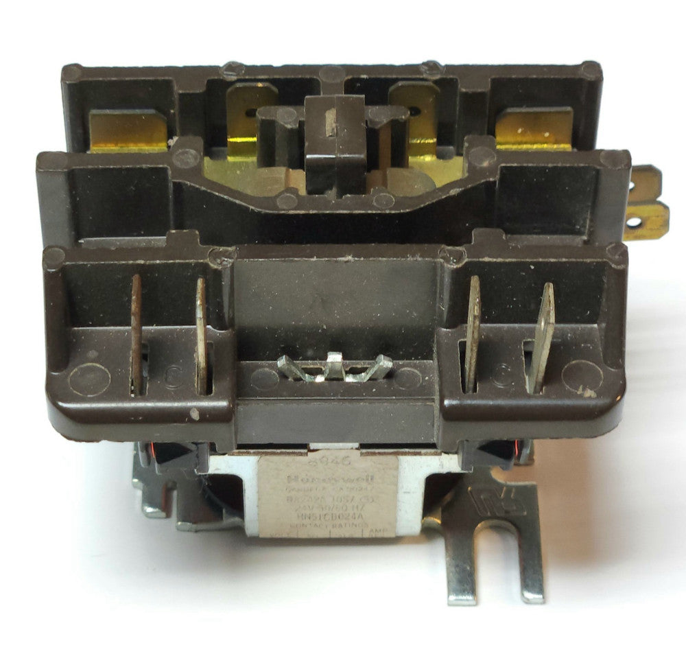 HONEYWELL OEM HN51CB024A 8946 Single Pole 24 Volt Contactor 30 AMP CARRIER BRYAN