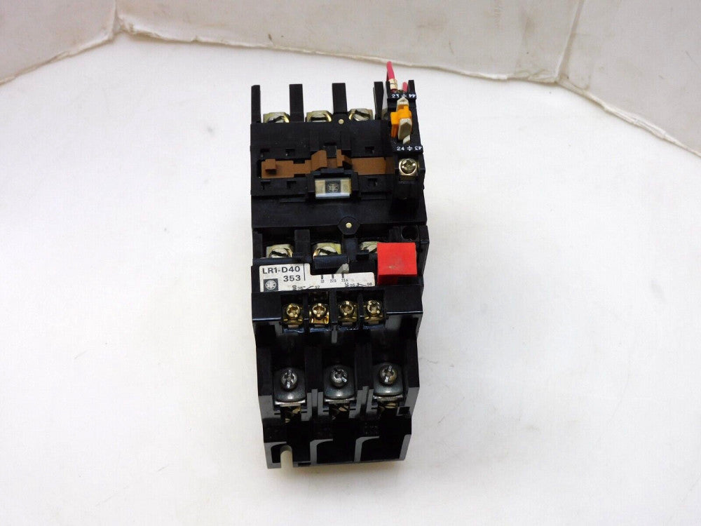 TELEMECANIQUE STARTER LC1-D503 80A 110/120V COIL LR1-D40 353 O-RELAY & LA1-D10