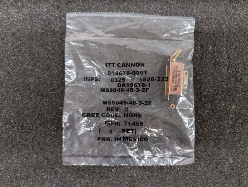 New, ITT Cannon, M85049/48-3-2F, D SUB DA SHORT STR C/C B/S CAD