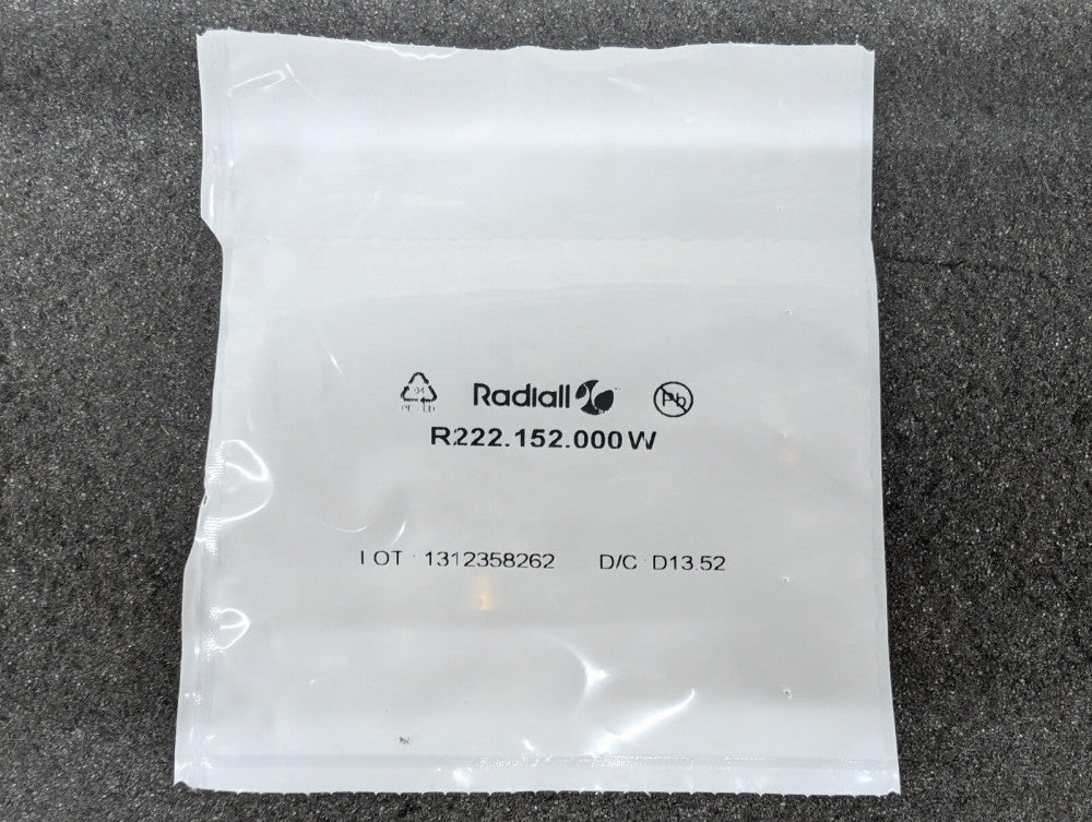 New, Radiall, R222.152.000W, SMP CONN PLUG FEMALE SOCKET 50 OHMS