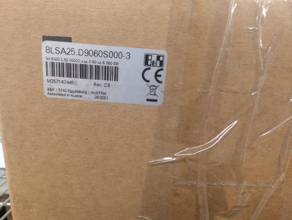New, B&R, 8LSA25.D9060S000-3, B&R SERVO MOTOR