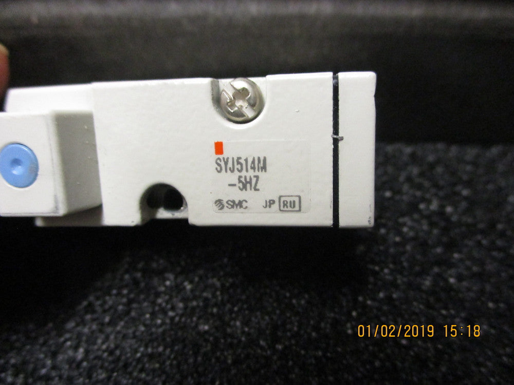 SYJ514M-5HZ SMC Solenoid Valve, 3 Port BRAND NEW!