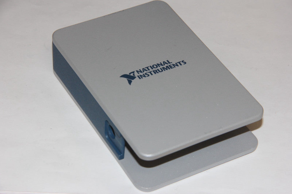 NATIONAL INSTRUMENTS 195724D-01L cDAQ-9171 USB CompactDAQ Chassis