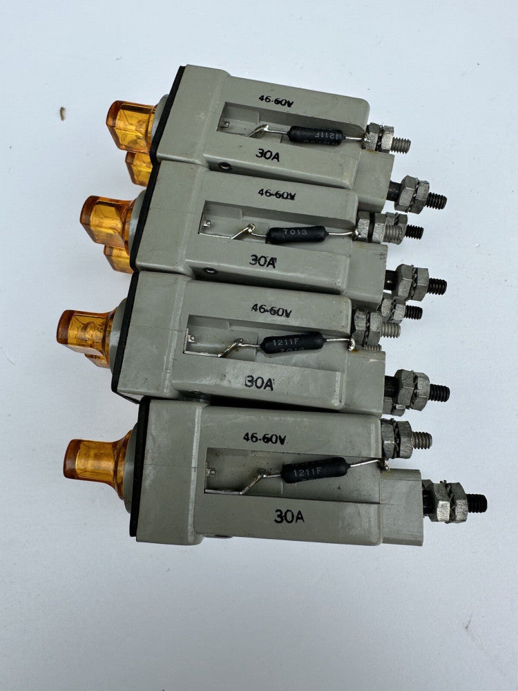 Lot Of 4 Bussman FHL29G Fuse Holder Light Indicator 46-60V 30A New NOS