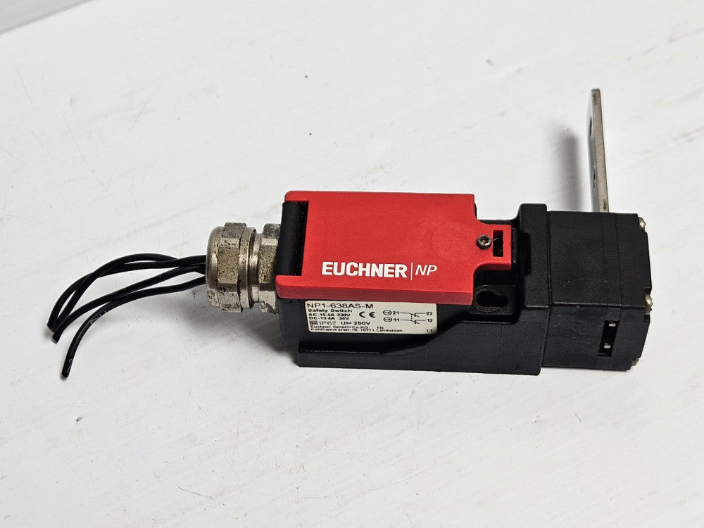 EUCHNER SAFETY SWITCH NP1-638AS-M NP1638ASM 230VAC 24VDC - USED