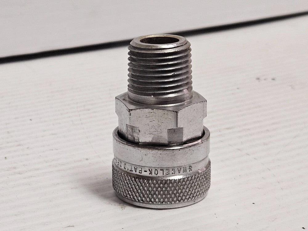 SWAGELOK S/S STAINLESS MALE QUICK CONNECT COUPLER FITTING QF8-B 1/2" NPT