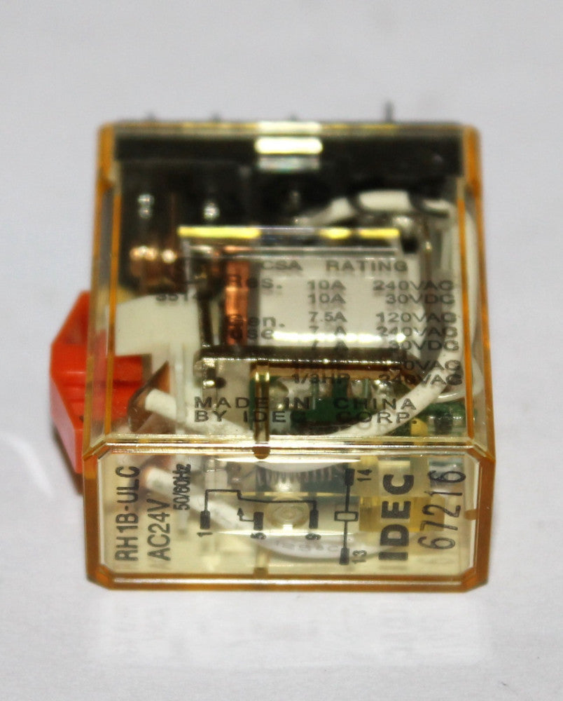 IDEC IZUMI RH1B ULC 7-10 Amp AC24 Relay 67216
