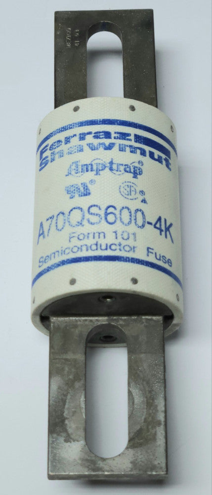 FERRAZ SHAWMUT A70QS600 4K 600 AMP 700 VAC DC AMP TRAP Fuse Bolt In Semiconducto