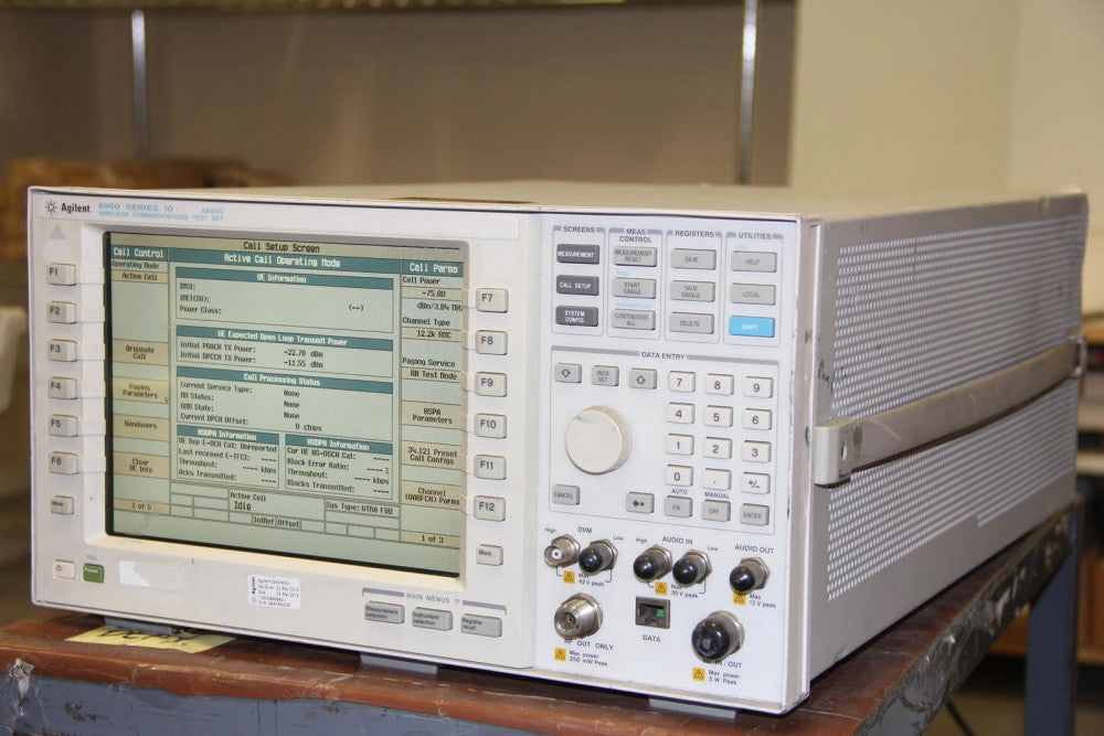 AGILENT 8960 Series 10 E5515C Wireless Communications Test Set Opt 002/003