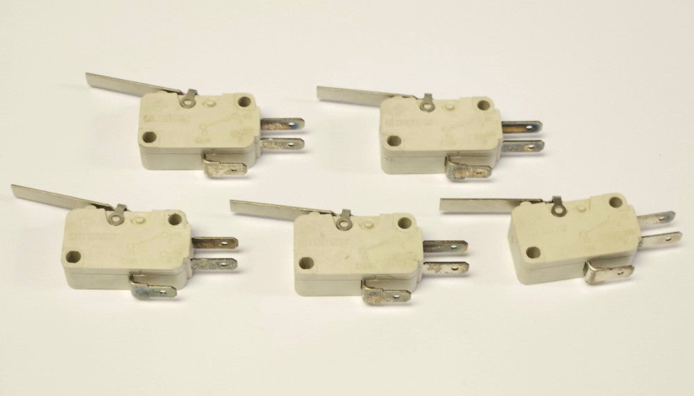 LOT OF 5 CHERRY 23-04 Micro Switch 3 AMP KWECOACF 1/10 HP 125 VAC-250 VAC NO NC