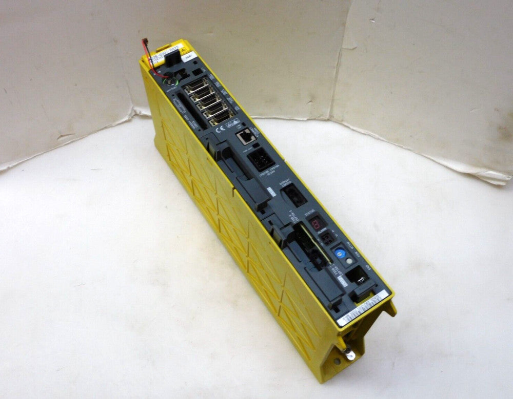 FANUC A02B-0307-B822 SER 31i-A SERVO DRIVE AMPLIFIER