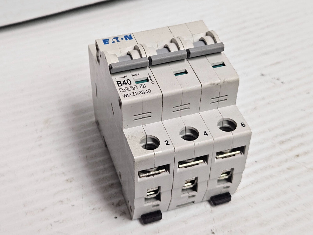 EATON CIRCUIT BREAKER WMZS3B40 40 A AMP 3P 3 POLE 277/480V - USED