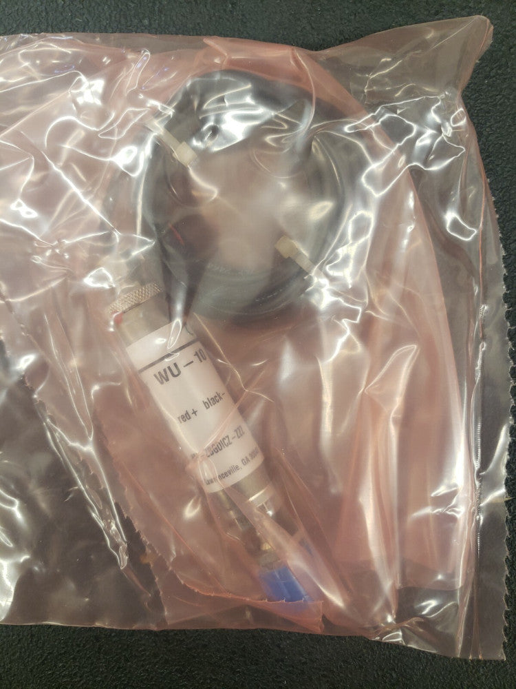 NEW, WIKA, WU-10-A-PBI-WH-7BGDICZ-ZZZ, Transducer 0-300 psig, 4-20ma,10-30vac
