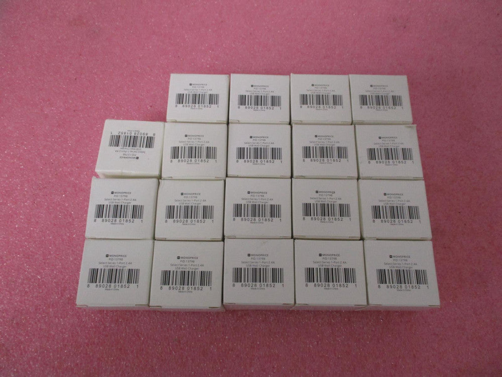 MONOPRICE LOT OF 19 13798 1-PORT 2.4A USB WALL CHARGER ASSA35-050240