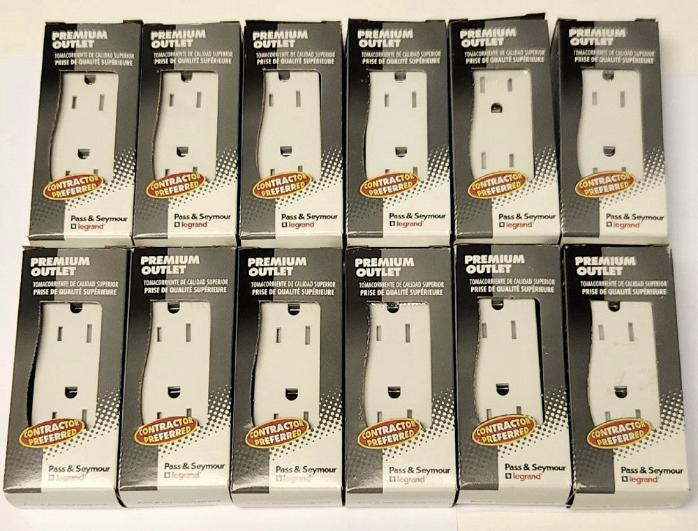 LOT OF 12 PASS & SEYMOUR Legrand 885TR WCC 15 AMP 125 VAC Tamper Resistant