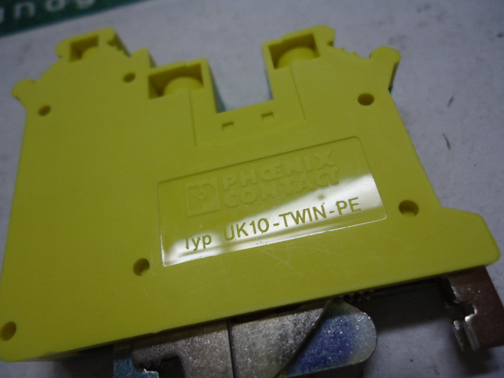 3001433, Phoenix Contact, TERM BLOCK W/DOUBLE CONNECTION, BRAND NEW!