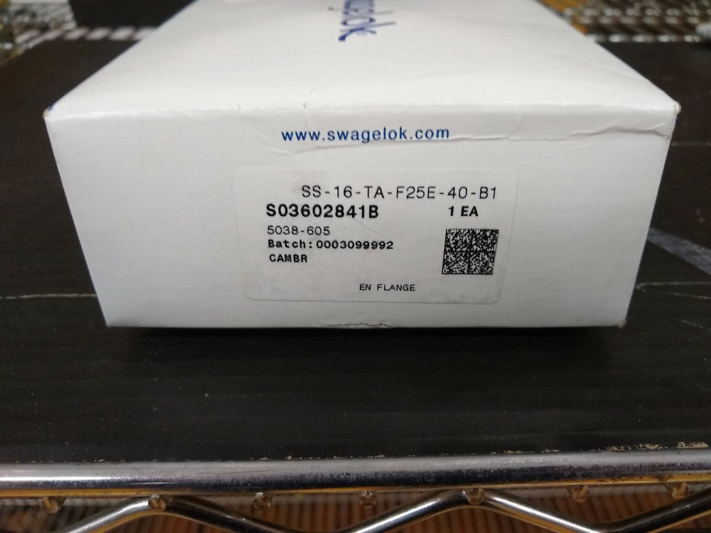 New, Swagelok, SS-16-TA-F25E-40-B1, 1" TUBE ADAPTER X DN 25 PN 40 SEALING