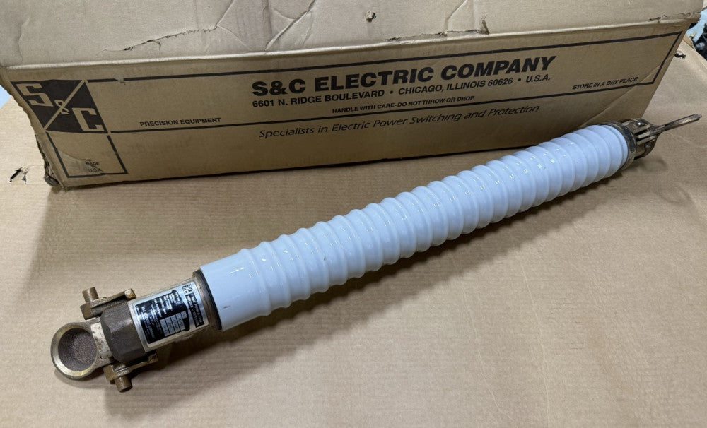 S&C 86054 SM-4 Power Fuse Holder 200Amp - 34.5 kV - New Unused