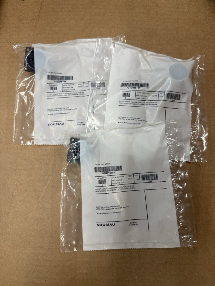 Lot of 3 - Souriau UTG01619S Panel Mount Standard Circular Connector - New