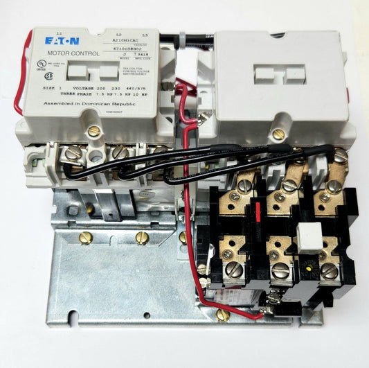 EATON CUTLER HAMMER A210M1CAC Size 1 A200 Reversing Starter 120 VAC