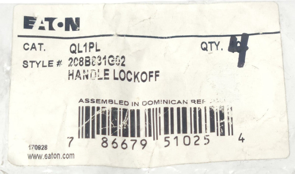 LOT OF 4 EATON CUTLER HAMMER QL1PL Type QL Circuit Breaker Pad Lockable Handle