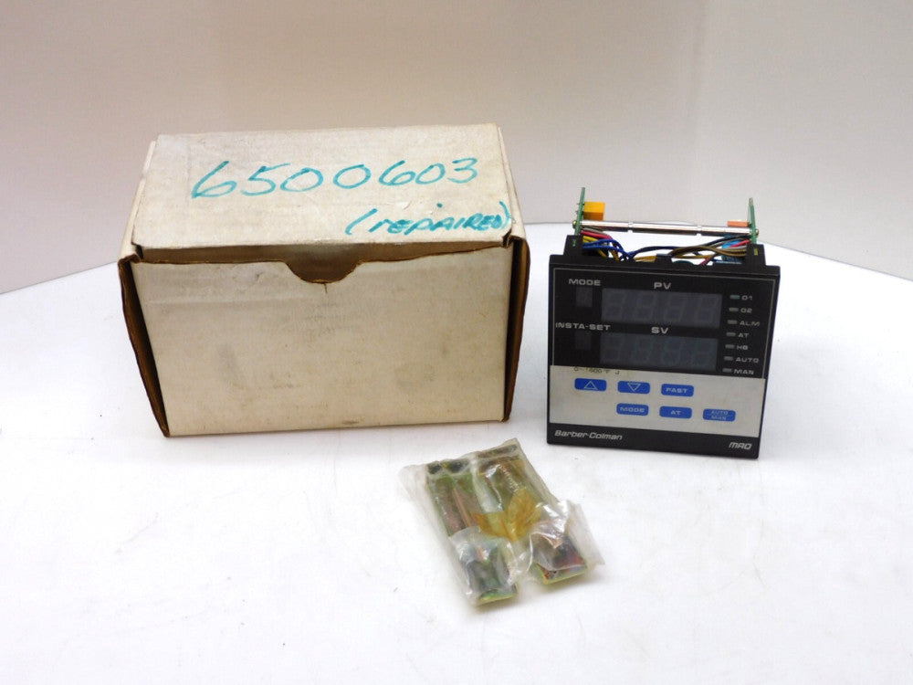 BARBER-COLMAN MAQ1-10300-000-3 TEMPERATURE CONTROLLER MAQ1-103 NO HOUSING