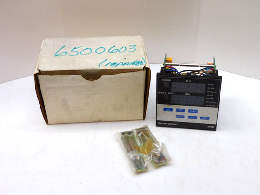 BARBER-COLMAN MAQ1-10300-000-3 TEMPERATURE CONTROLLER MAQ1-103 NO HOUSING