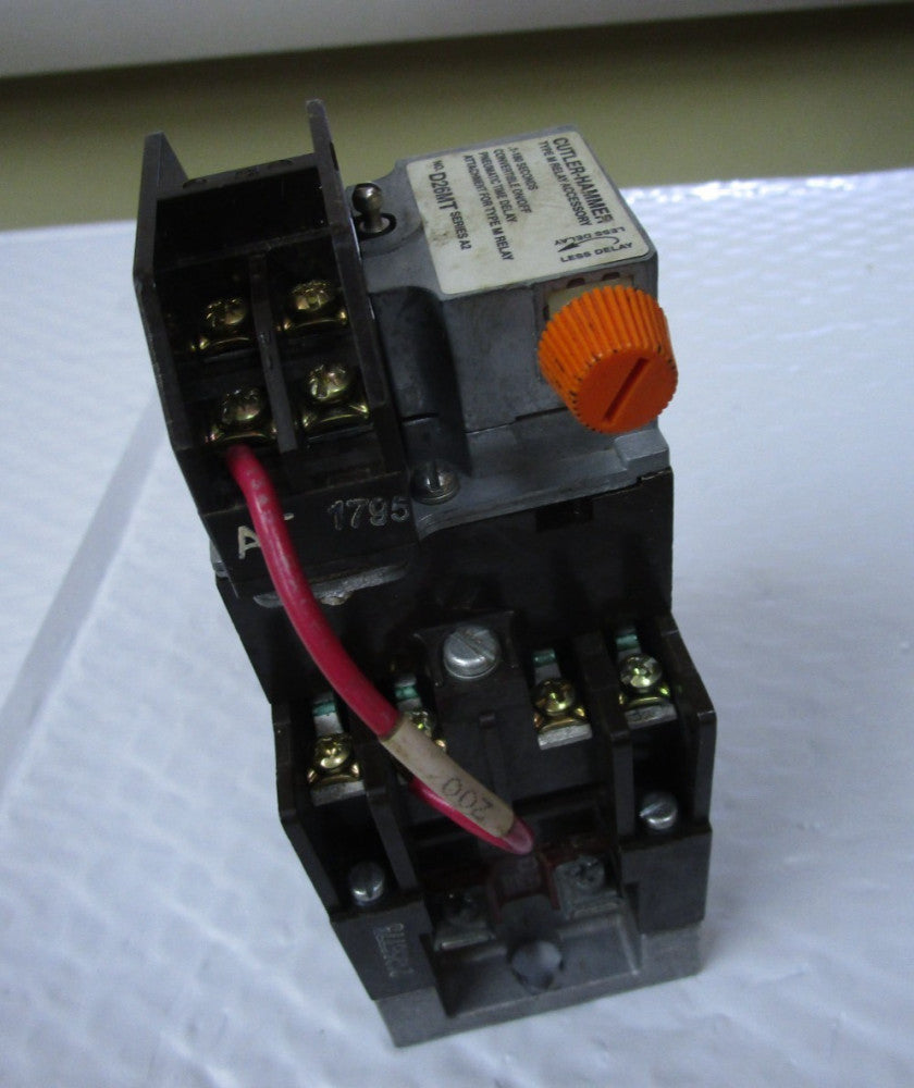 CUTLER-HAMMER TIMING RELAY D26MB TYPE M 120V COIL D26MT