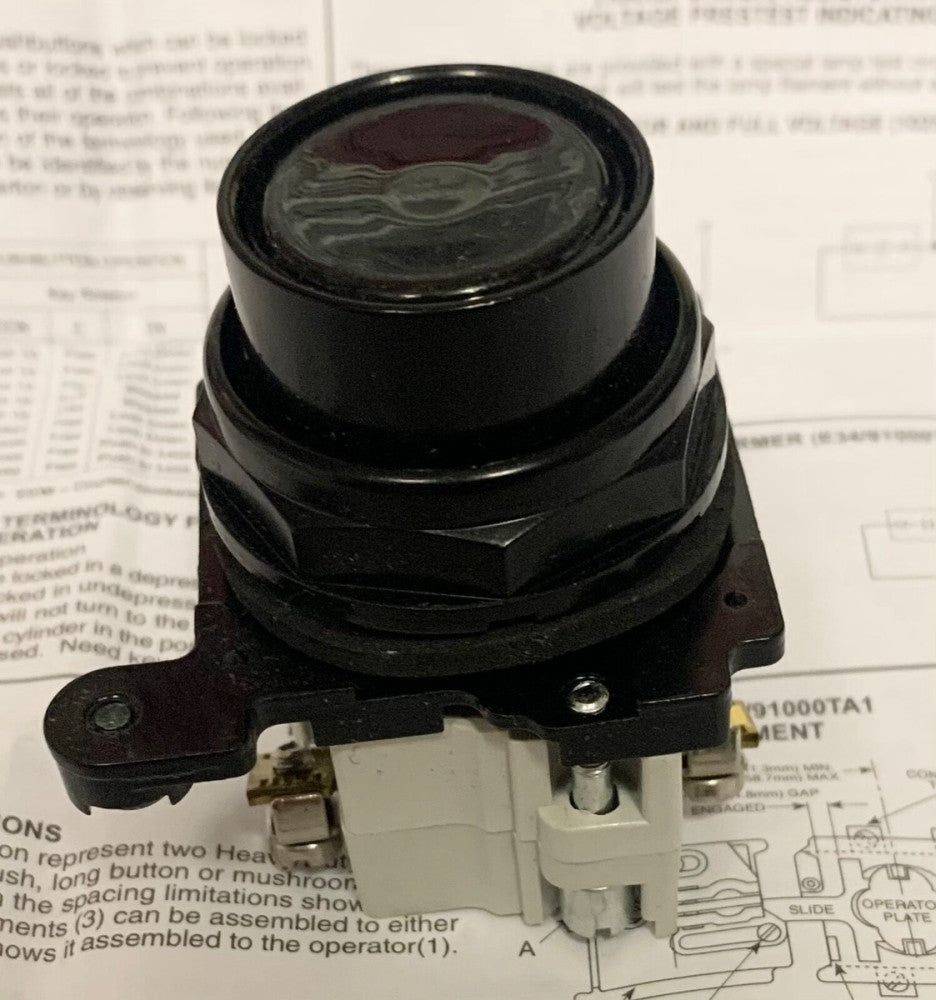 EATON CUTLER HAMMER E34PB1 53X BLACK CORROSION Resistant Push button