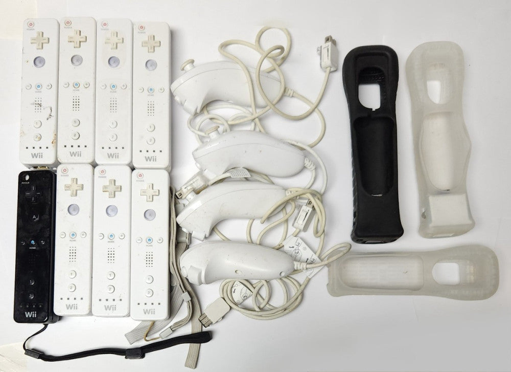 LOT OF NINTENDO Wii Controllers Nunchucks Power Adapters + Cases SEE DESCRIPTION