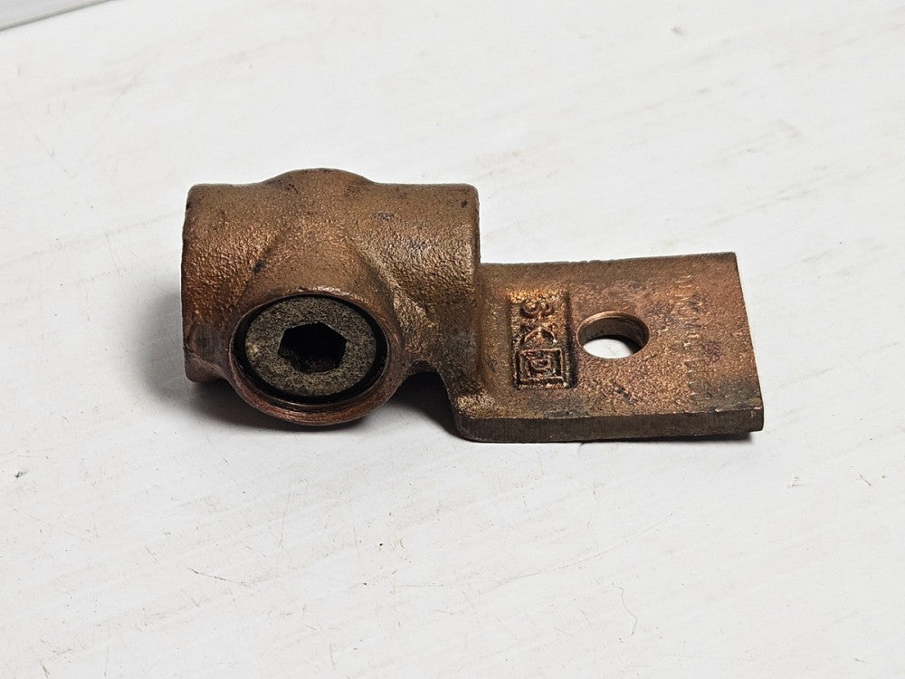 SQUARE D BRASS MECHANICAL LUG SK 500MCM TO 0000 - USED