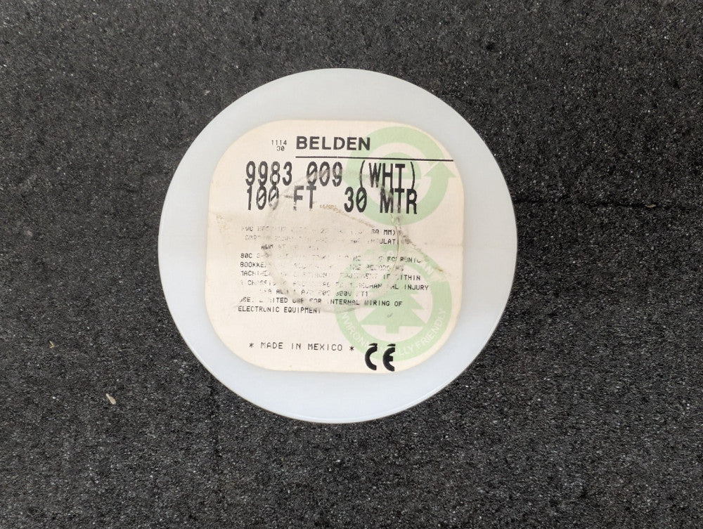 New, Belden, 9983 009100, HOOK-UP STRND 22AWG WHITE, 100 Feet